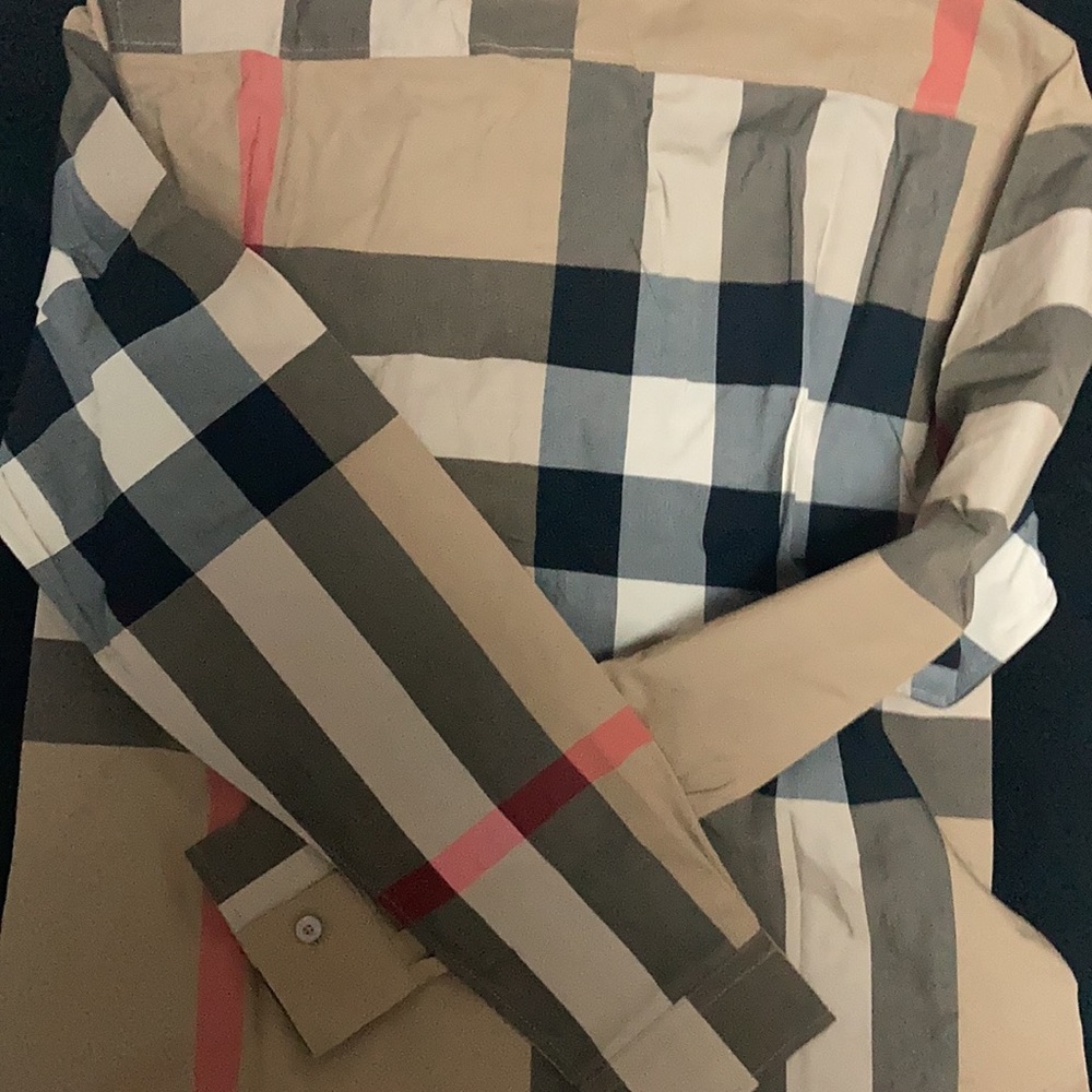 Authentic Burberry Blouse - Picture 6 of 6